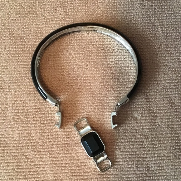 Lia Sophia Change it Up Black Bracelet with interchangeable clip -2013 - Picture 3 of 6